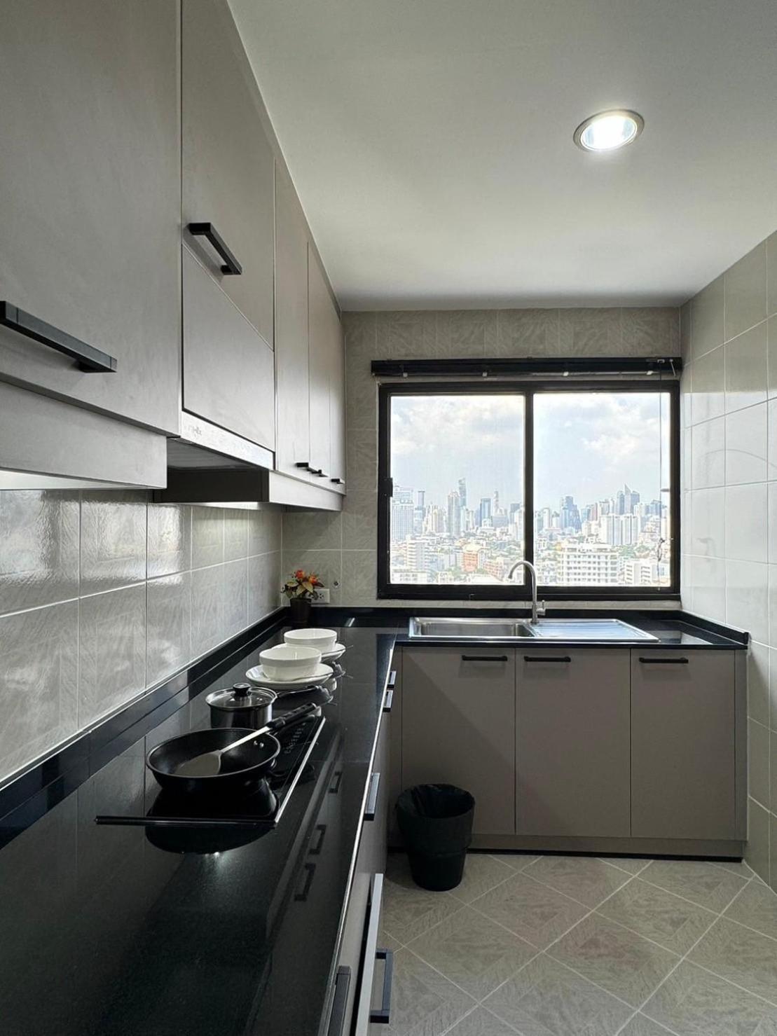 United Tower Thonglor By Aspira Apartment Bangkok Bagian luar foto