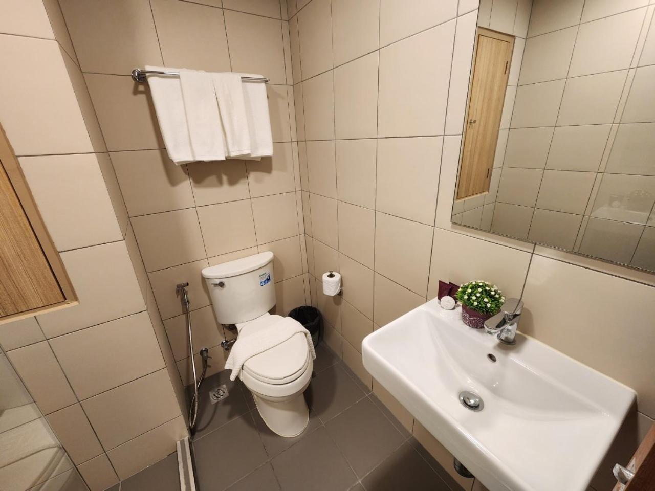 United Tower Thonglor By Aspira Apartment Bangkok Bagian luar foto
